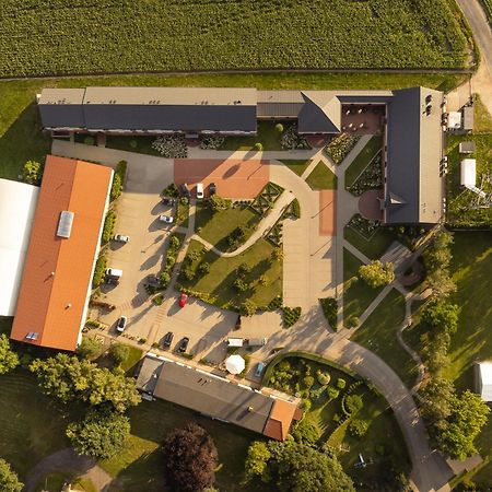 Ignasiak Hotel Września Exteriör bild