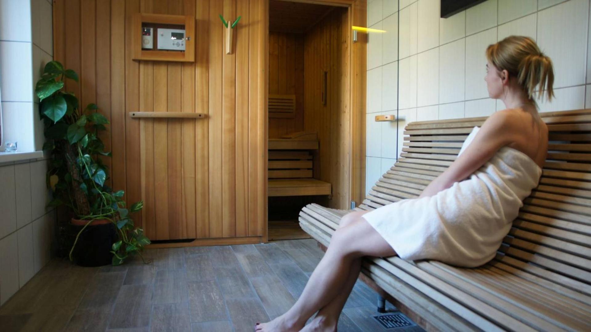 Ignasiak Hotel Września Exteriör bild