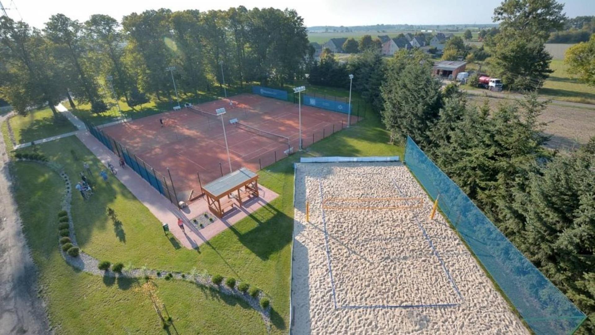 Ignasiak Hotel Września Exteriör bild